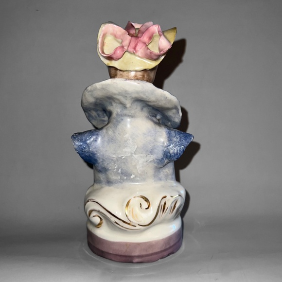 Victorian "Lady Roses" Mini Bust - Picture 5 of 8